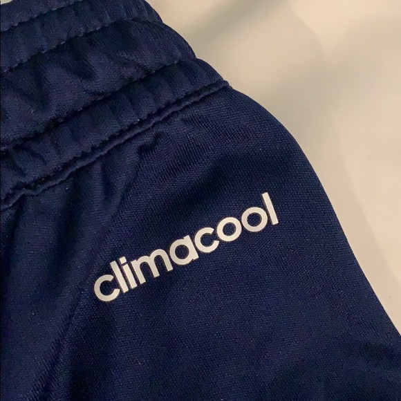 Navy adidas shorts - Picture 4 of 6